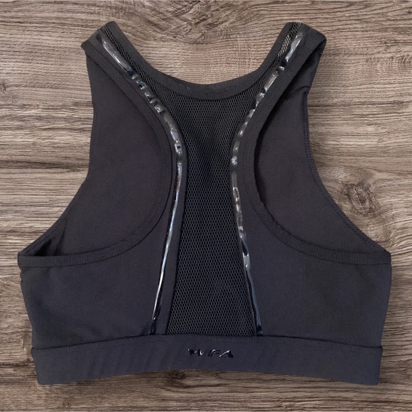 White Fox Active High Alert Limitless Sports Bra, Black - Size XS - Picture 6 of 8